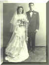 Mom and Dad Fernandez - Wedding Photo.jpg (175968 bytes)